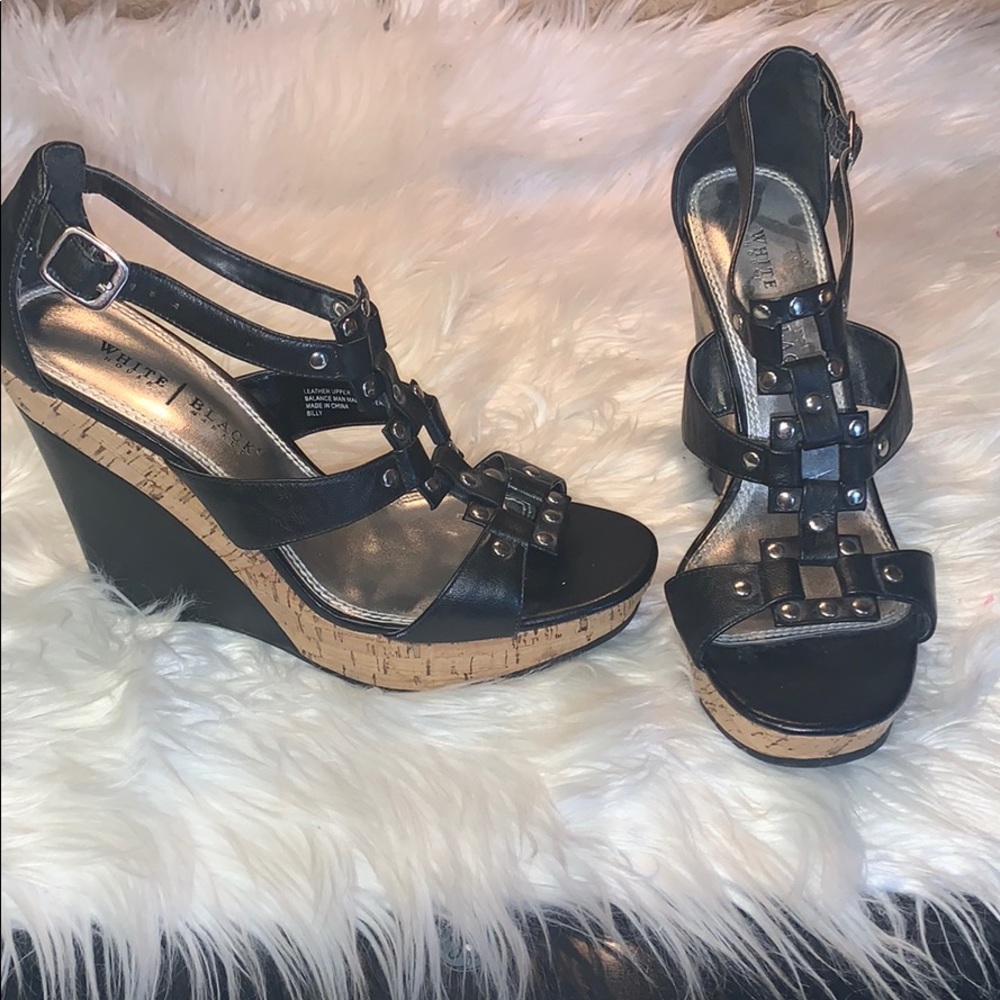 White House Black Market Shoes Sz 8